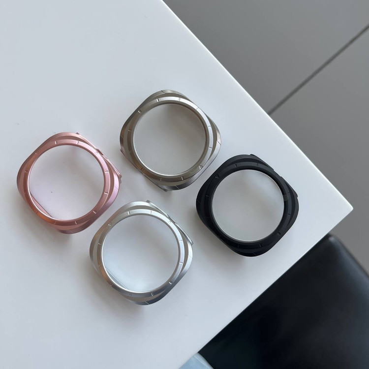 کاور مدل متال مناسب برای ساعت هوشمند سامسونگ Galaxy watch 7 Ultra